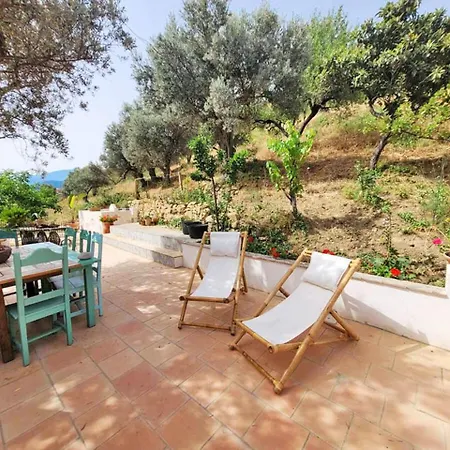 House In The Countryside With Aeolian View Reitano (Messina)