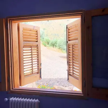 House In The Countryside With Aeolian View בית נופש Reitano (Messina)