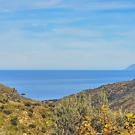 Cottage With Aeolian View بيت للعطل Reitano (Messina)