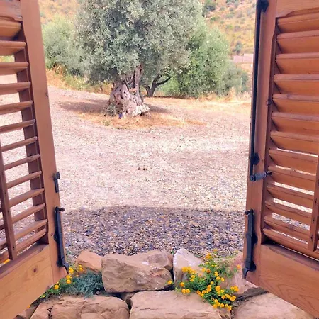 House In The Countryside With Aeolian View בית נופש Reitano (Messina)