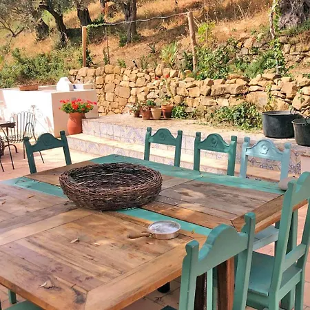 בית נופש House In The Countryside With Aeolian View