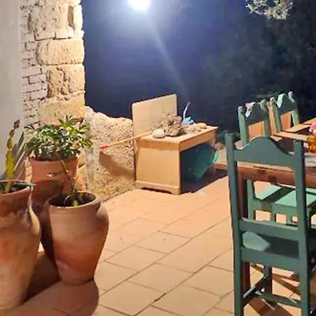 House In The Countryside With Aeolian View בית נופש